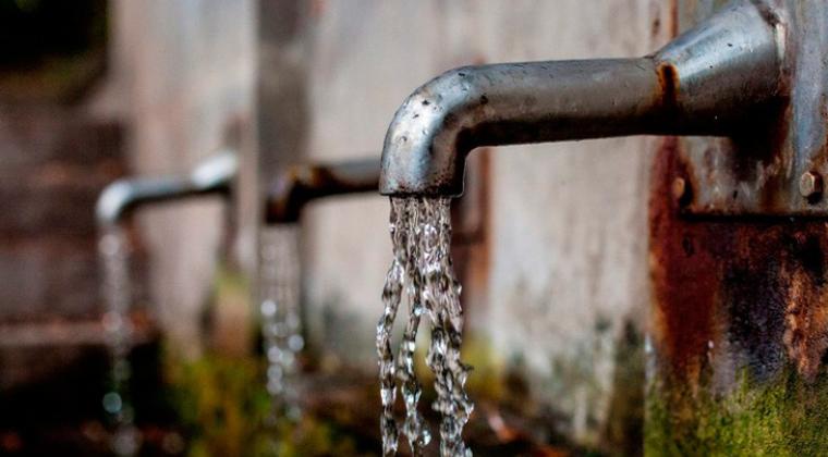 Water tap